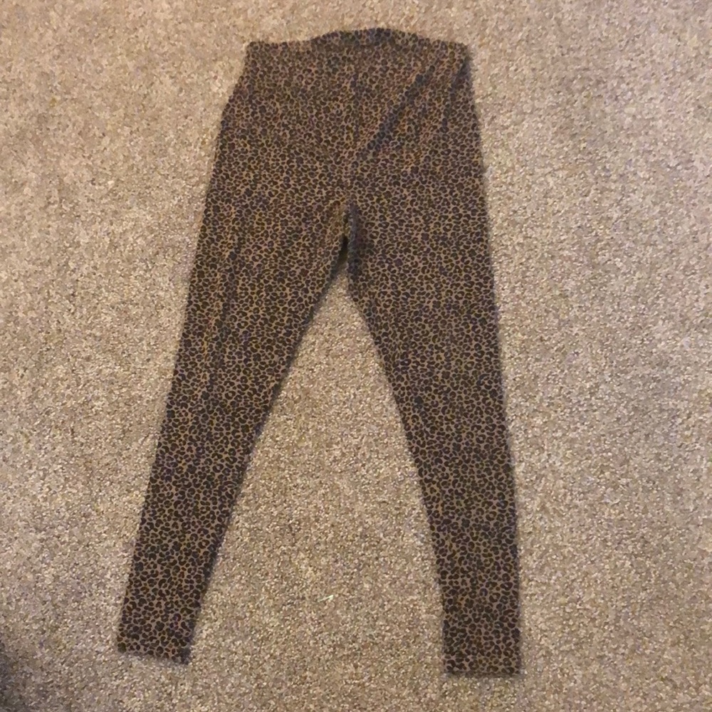 Leopard old navy maternity leggings size small